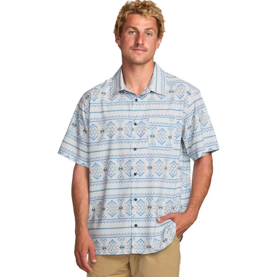 (取寄) ビラボン メンズ サーフトレック パーフ ショートスリーブ シャツ - メンズ Billabong men Surftrek Perf Short-Sleeve Shirt - M